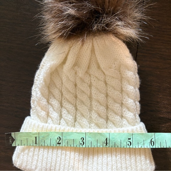 Baby Cozy Cream Knit Hat and Mittens Set - Picture 7 of 7